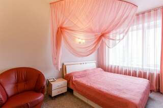 Гостиница Атал Чебоксары Улучшенный двухместный номер с 1 кроватью-9