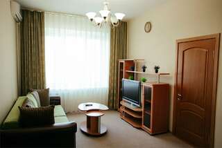 Гостиница Атал Чебоксары Номер-студия Делюкс-6