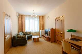 Гостиница Атал Чебоксары Номер-студия Делюкс-3